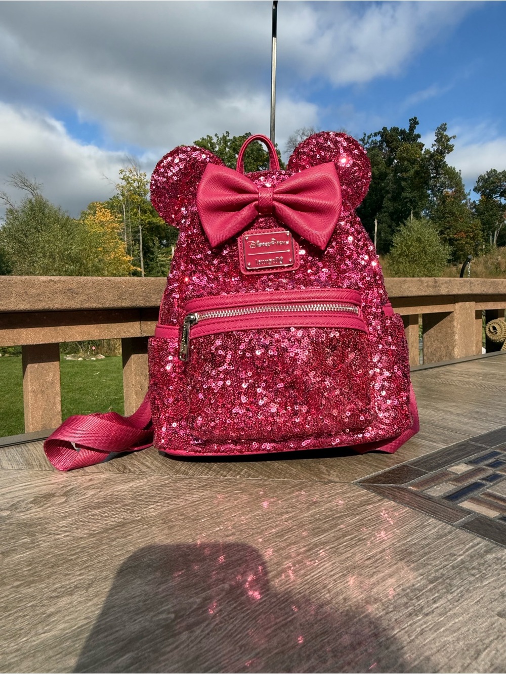 EUC Loungefly Disney Parks Minnie Mouse Magenta Sequin Mini Backpack